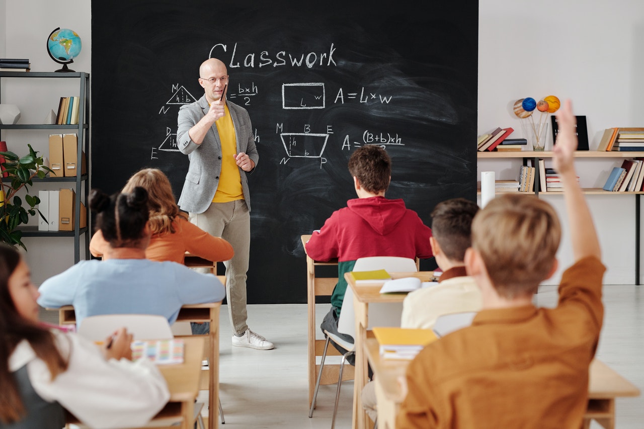 Contoh Surat Izin Orang Tua/Wali Untuk Anak Absen Tidak Hadir Sekolah